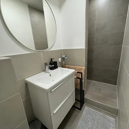 Zentrale Moderne City-wohnung - Netflix - Nespresso * 에센