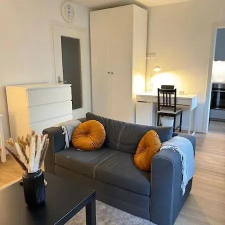 Zentrale Moderne City-wohnung - Netflix - Nespresso 아파트 에센