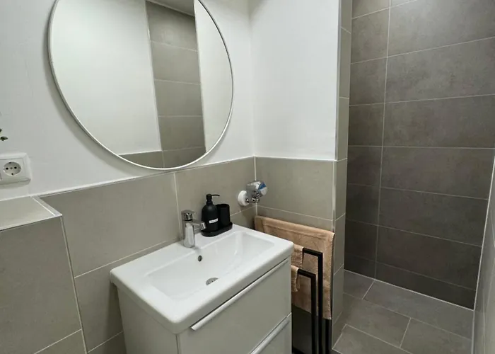 Zentrale Moderne City-wohnung - Netflix - Nespresso *