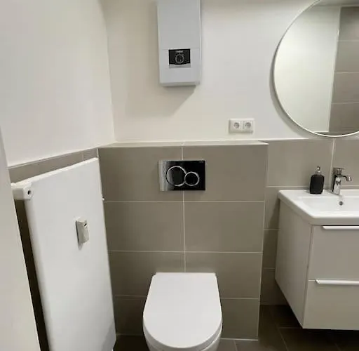 Zentrale Moderne City-wohnung - Netflix - Nespresso * Essen